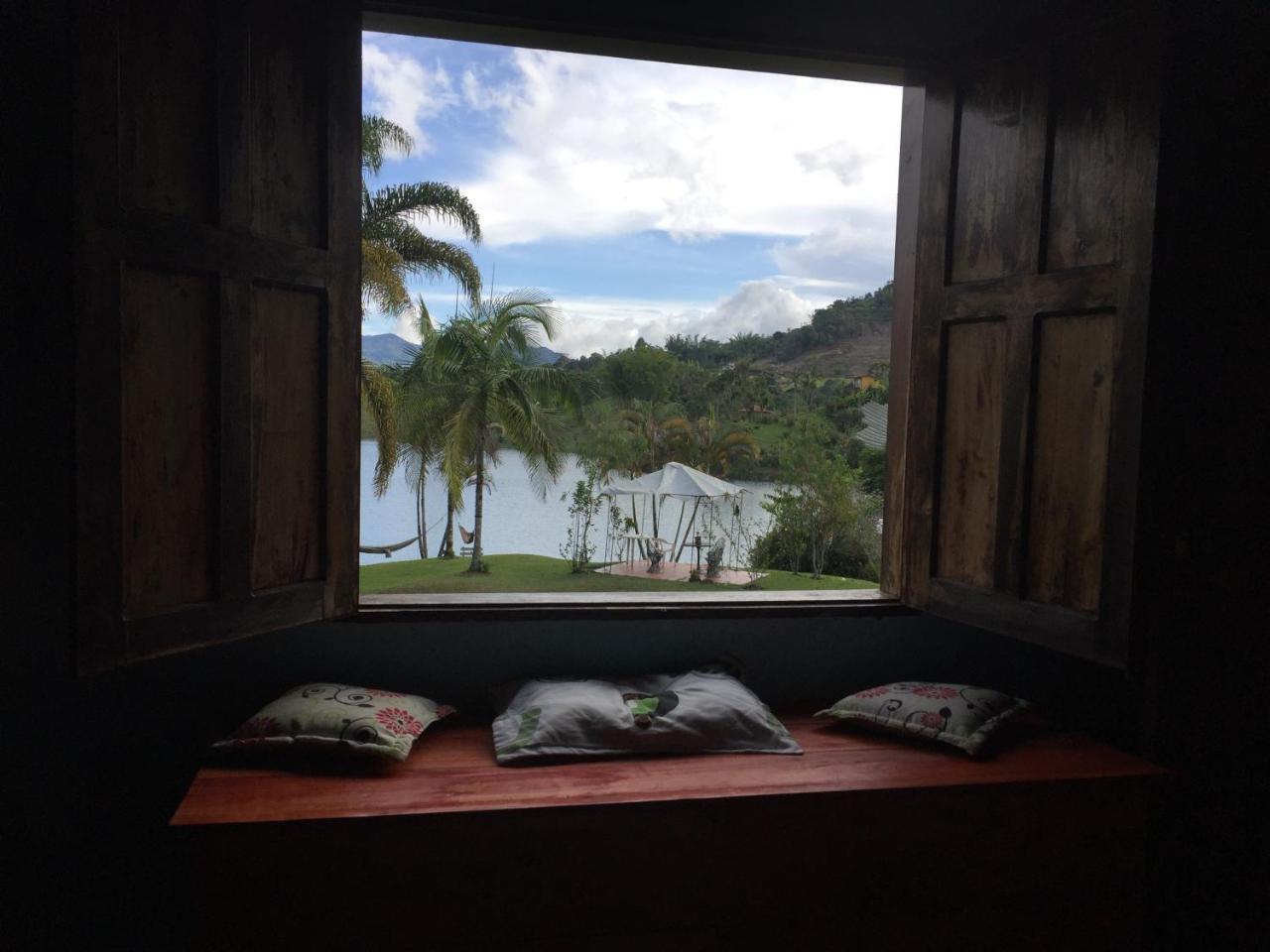 Casa Finca Tipica The Lake Hotel Guatape Exterior photo